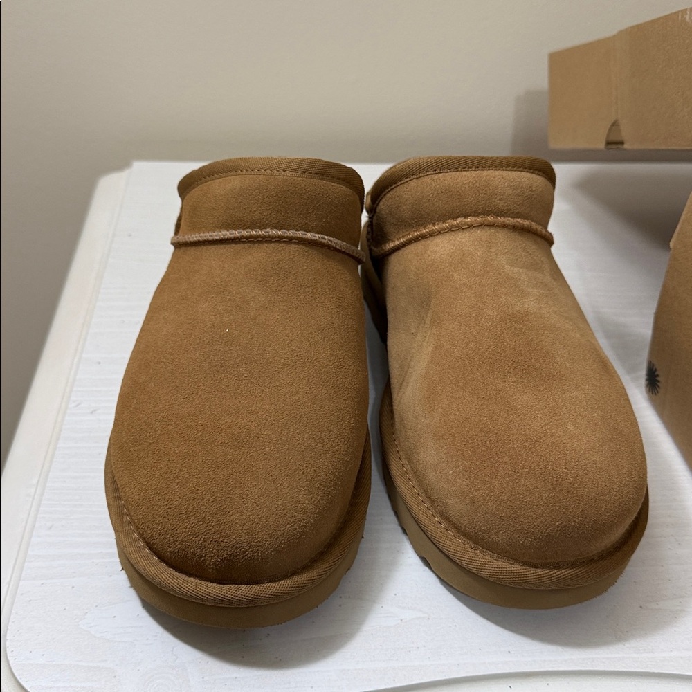 Ugg W classic slippers - Picture 3 of 6